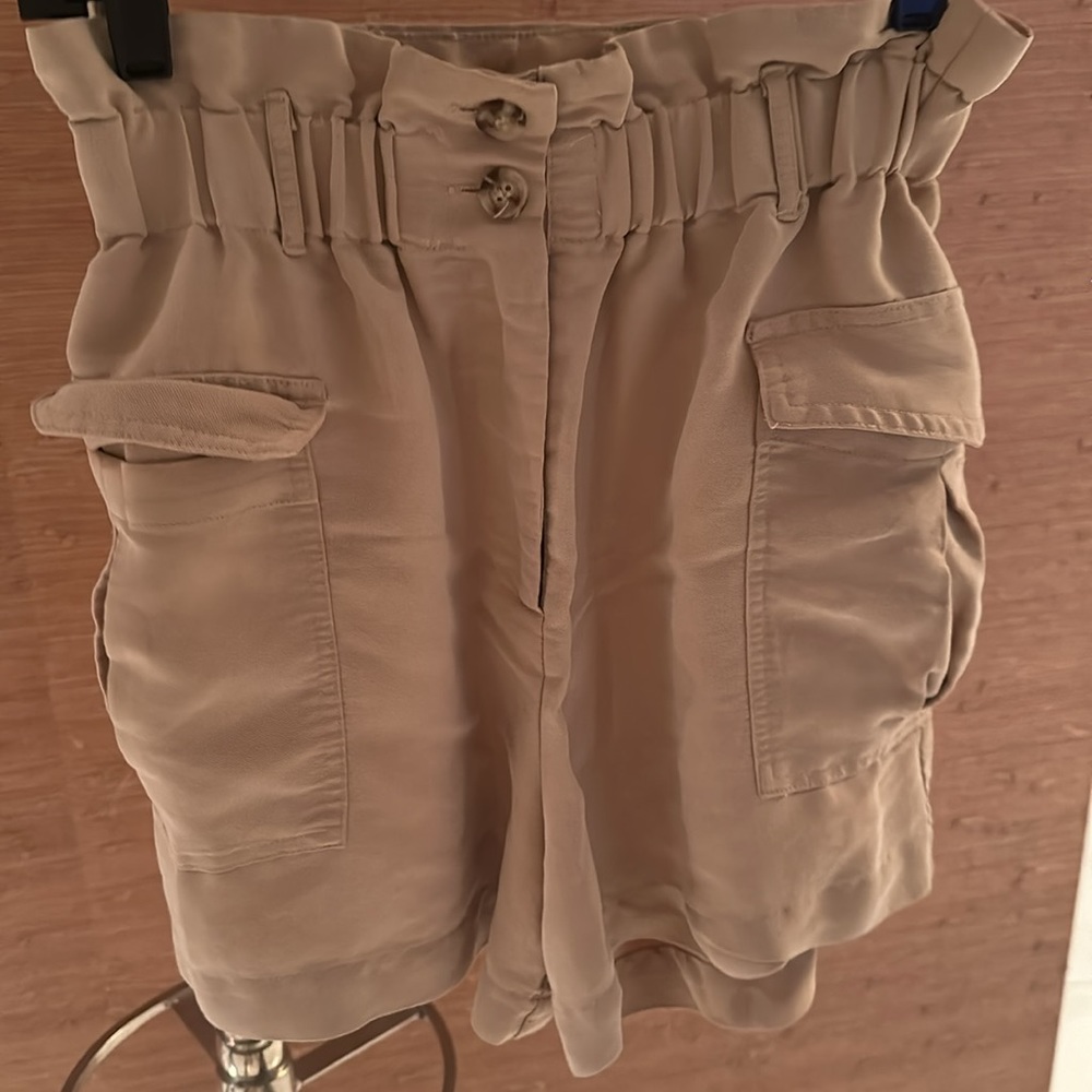 Lulus short - Picture 2 of 5